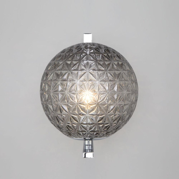 Настенный светильник со стеклянным плафоном 70131/1 хром