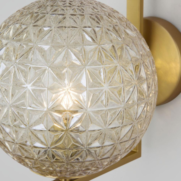 Настенный светильник со стеклянным плафоном 70131/1 латунь