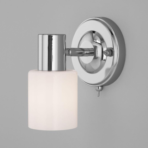 Настенный светильник со стеклянным плафоном 20089/1 хром