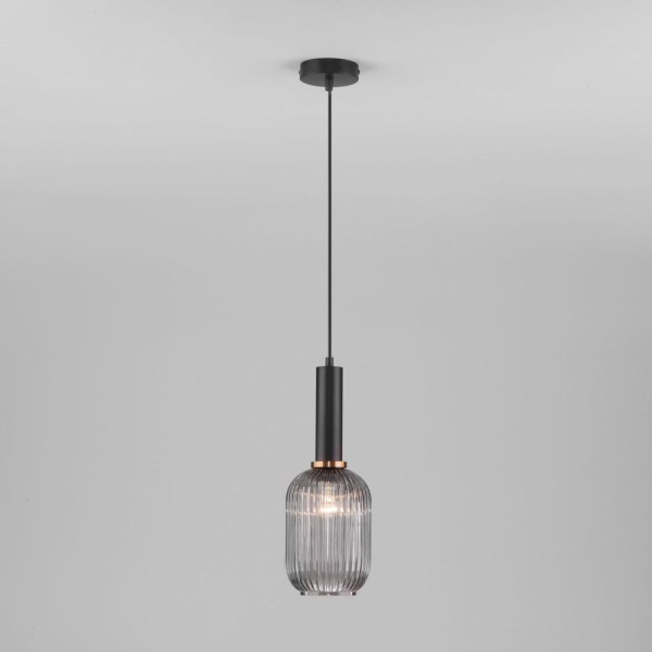 Подвесной светильник со стеклянным плафоном 50181/1 дымчатый