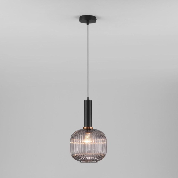 Подвесной светильник со стеклянным плафоном 50182/1 дымчатый