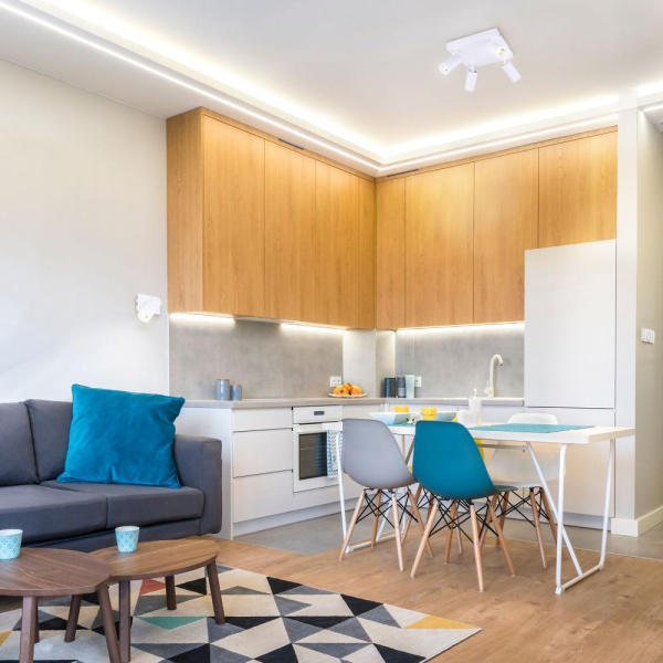 Настенный светодиодный светильник в стиле минимализм 20067/1 LED белый