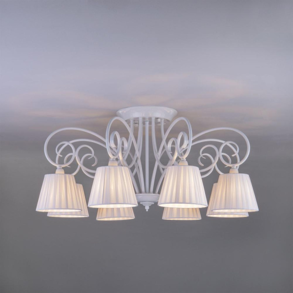 Потолочная люстра с тканевыми абажурами 303/8 белый