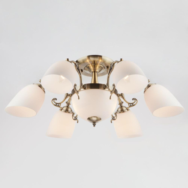 Потолочная люстра со стеклянными плафонами 22010/6+2 античная бронза