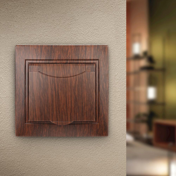 1-203-10 Intro Розетка 2P+E Schuko с крышкой, 16А-250В, IP20, СУ, Plano, венге (10/100/1500)