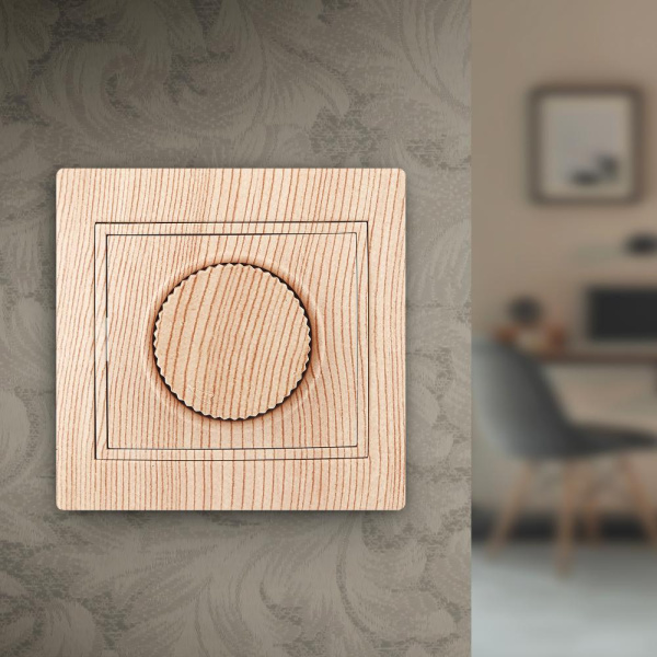 1-401-11 Intro Светорегулятор поворотный, 600Вт 230В, IP20, СУ, Plano, сосна (10/200/2000)