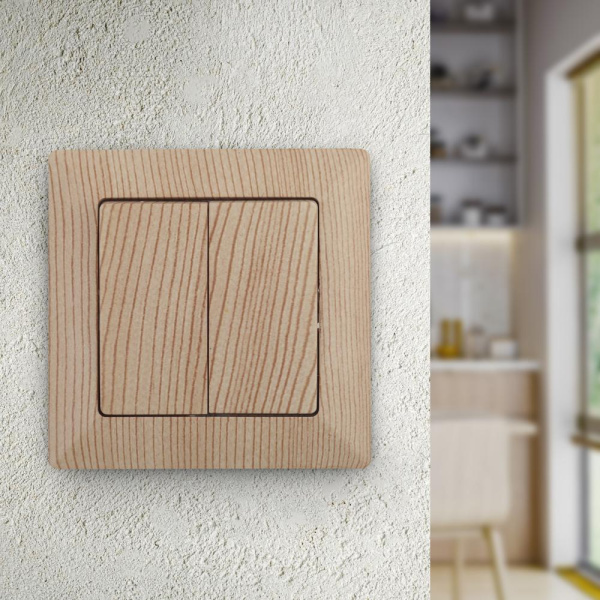 4-104-11 Intro Выключатель двойной, 10А-250В, СУ, Solo, сосна (10/200/2000)