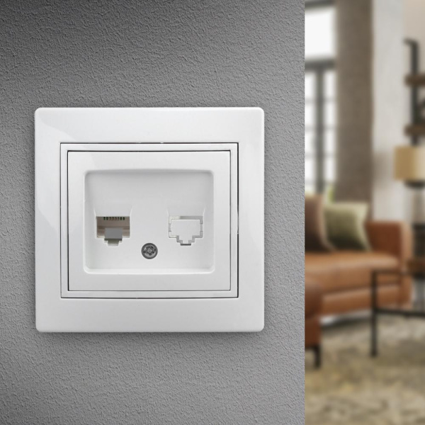 Розетка Intro Plano 1Э-303-01 информационная RJ45, СУ, без лапок, белый