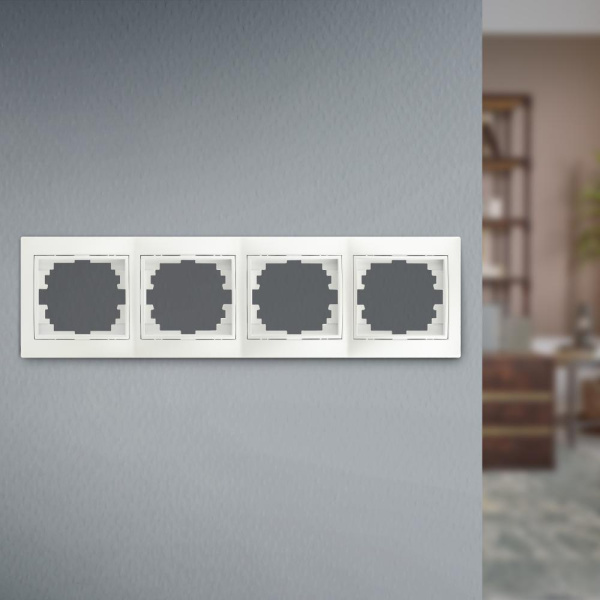 Рамка для розеток и выключателей Intro Plano 1-504-06 на 4 поста горизонтальная, СУ, перламутр