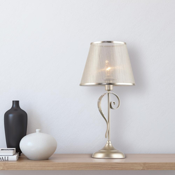 Настольная лампа Rivoli Govan 2044-501 1 * E14 40 Вт классика