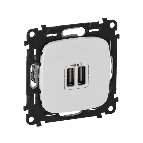 Legrand Valena ALLURE Бел Розетка 2-ая USB 240В/5В 1500мА (с лицевой панелью)