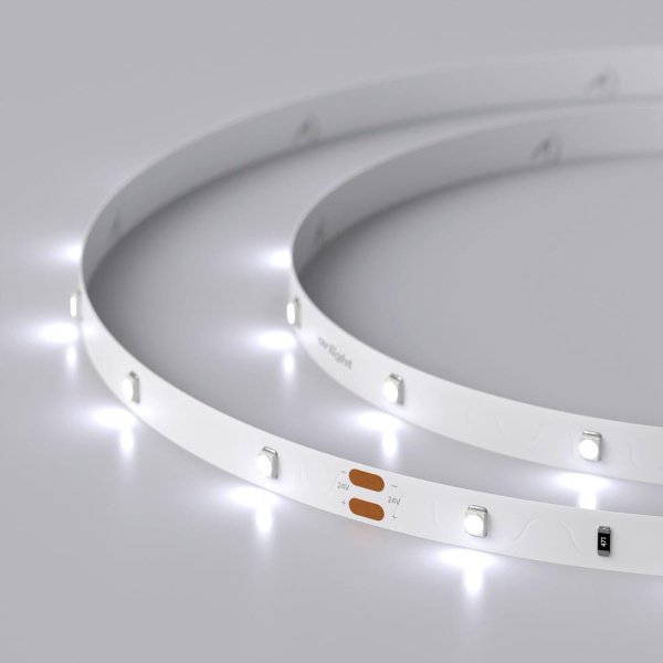 Лента RT 2-5000 24V Cool 8K 0.5x (3528, 150 LED, LUX) (Arlight, 2.9 Вт/м, IP20)