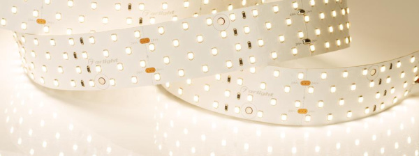 Лента RT 2-2500 24V Warm3000 4x2 (2835, 700 LED, LUX) (Arlight, 30 Вт/м, IP20)