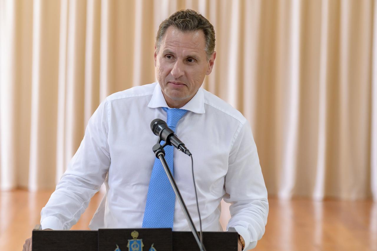 Вениамин Кондратьев посетил предприятие по производству радиоэлектронной продукции