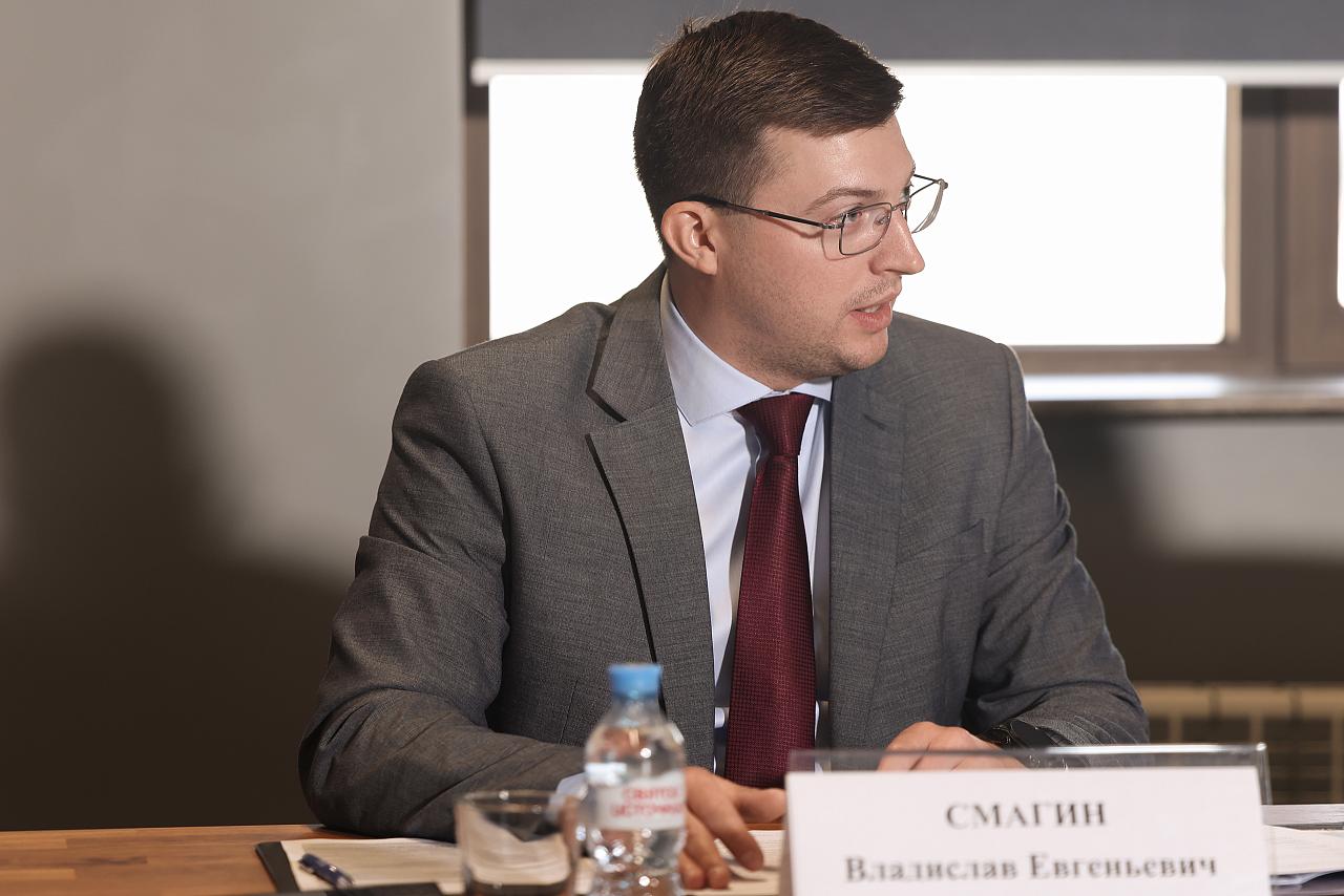 Владислав Смагин принял участие в рабочем совещании с представителями строительной отрасли Кубани