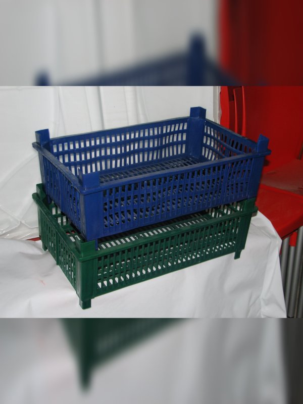 Ящик из пластмассы