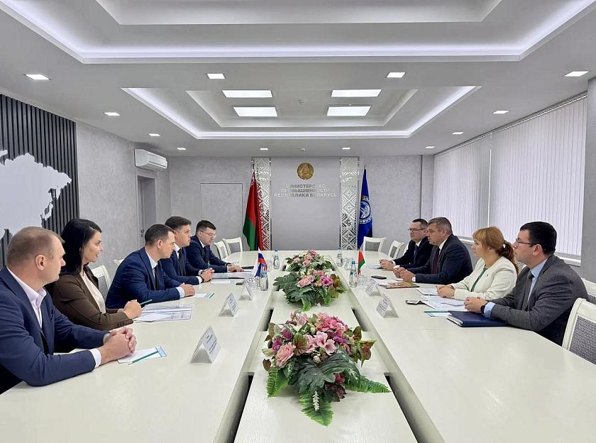 Министр промышленной политики Кубани Дмитрий Хмелько встретился с Министром промышленности Республики Беларусь Андреем Кузнецовым