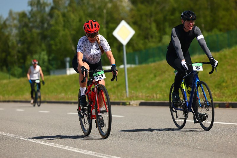 Открытие 10 сезона GRAN FONDO RUSSIA на легендарной трассе MOSCOW RACEWAY в Волоколамске: отчёт…