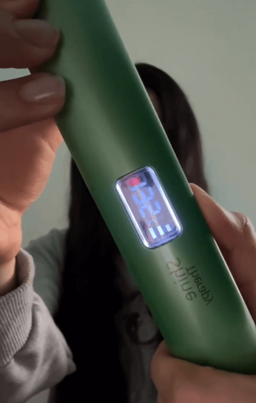 Выпрямитель для всех типов волос цвет зеленый\черный