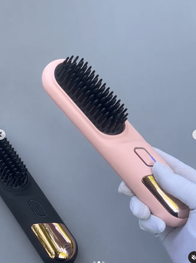 Портативный выпрямитель-расческа цвет розовый