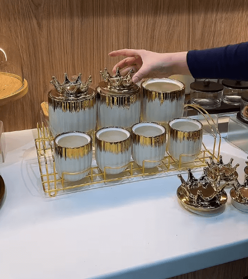 Набор емкостей для сыпучих продуктов цвет белый\золотой