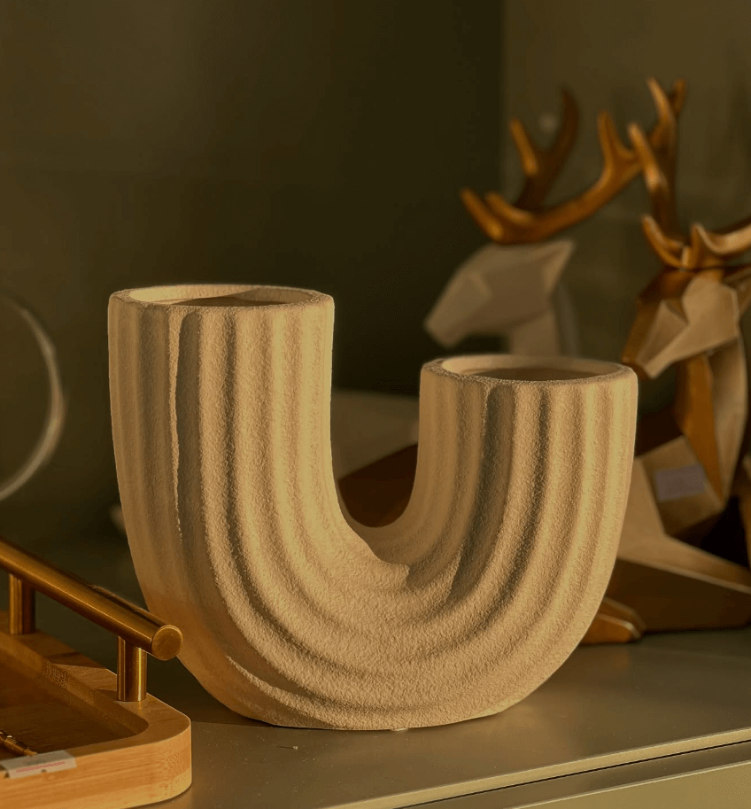 Керамическая ваза