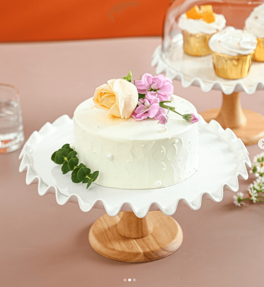 Керамическая тортовница на бамбуковой ножке 20см