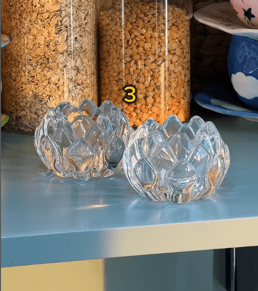 Подсвечники в виде лотоса прозрачный