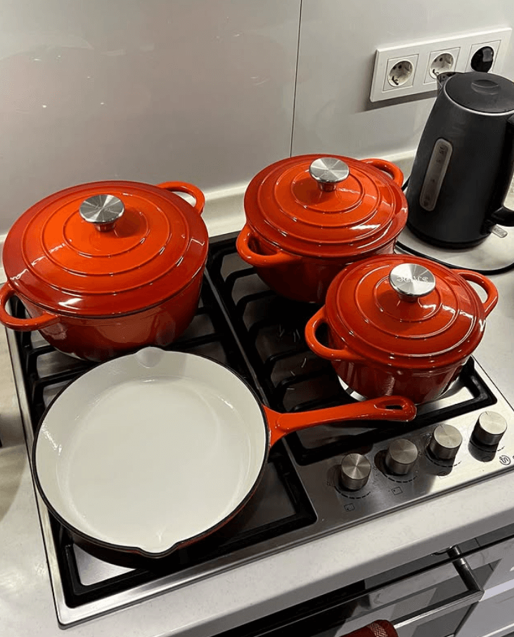 Набор 4в1 чугунный с эмалированным покрытием цвет красный