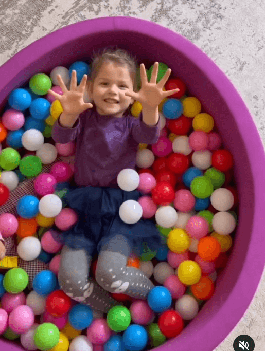 Сухой бассейн цвет фиолетовый + 100 шариков