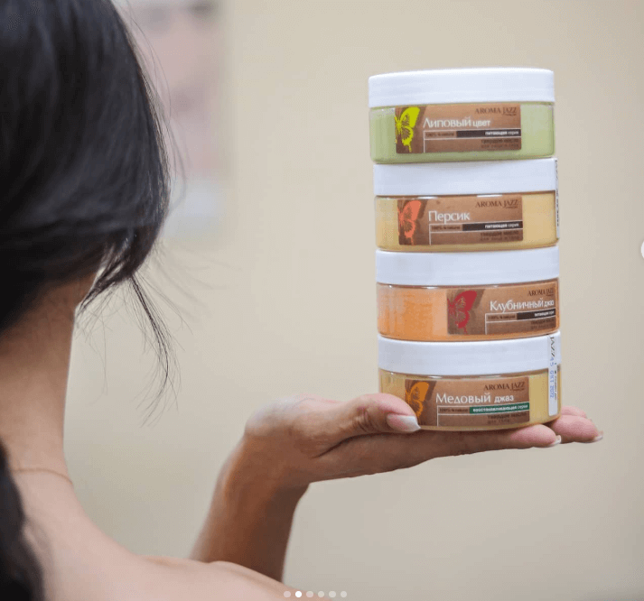 Твердое масло Активизирует естественную регенерацию, способствует улучшению структуры кожи.