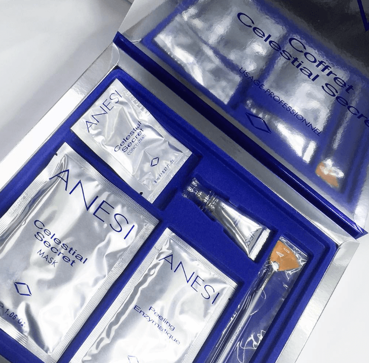 Celestial Secret Coffret – набор для профессионального ухода премиум класса на основе экстракта метеоритной пыли