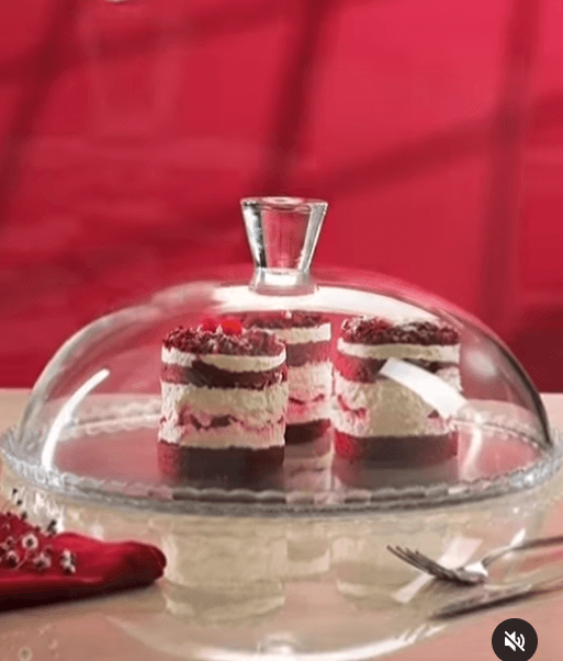 Тортница с крышкой стеклянная