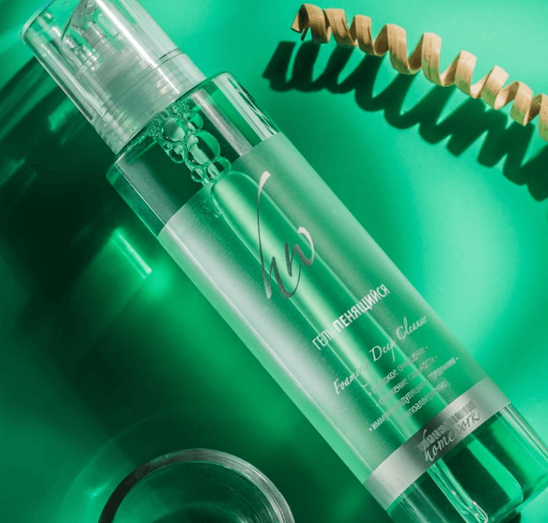 Гель пенящийся. Представляет собой гель, образующий пену во время умывания.