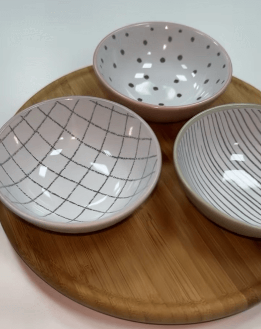 Поднос деревянный с 3 мисками Традтика