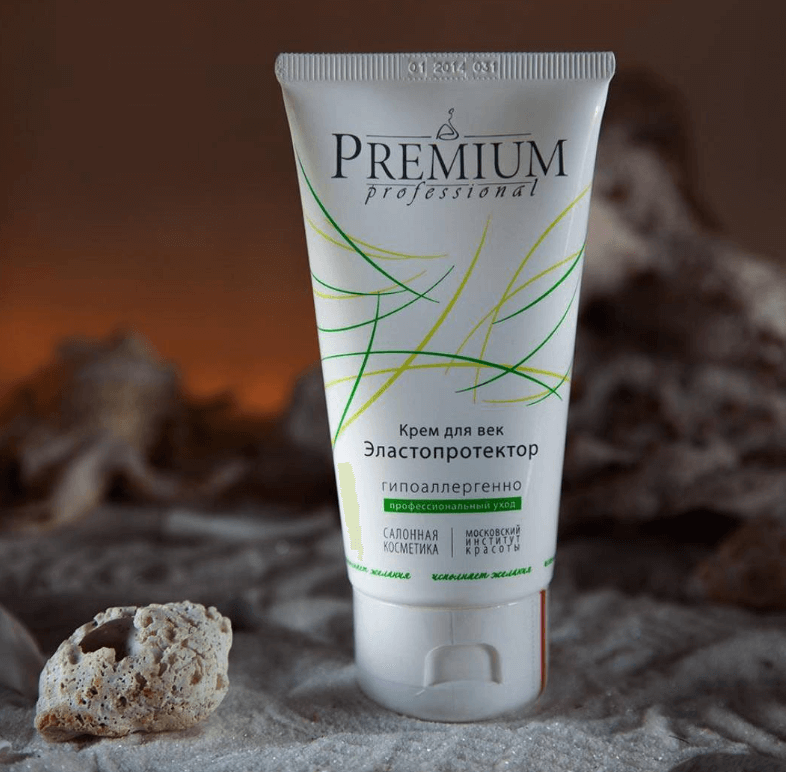 Нежная эмульсия для ухода за кожей периорбитальной областью при первых признаках увядания.