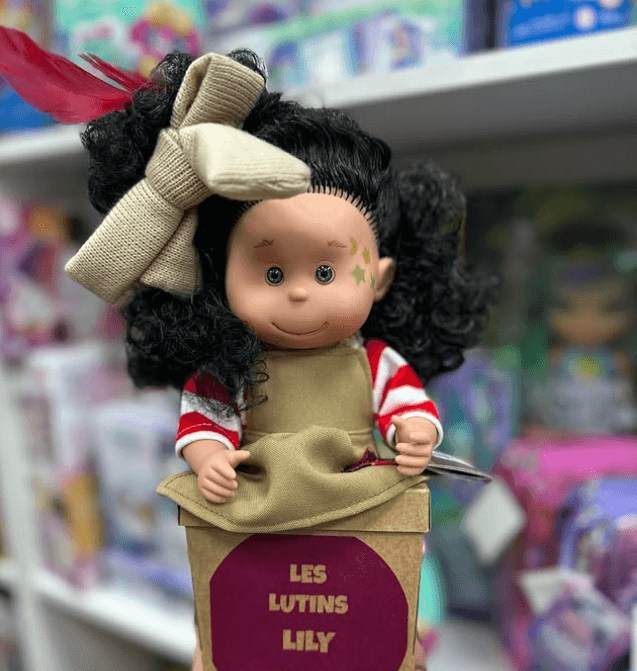 Lyutiny (Лютины) - в переводе с французского означает «домовые». Lily подарит Нежность,