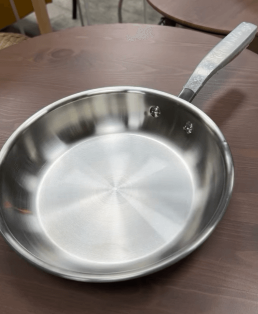 Сковорода 24см из серии Сенсуэлл