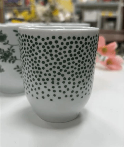 Набор кружек Энтузиазм из фарфора 4 шт белый с зеленым рисунком