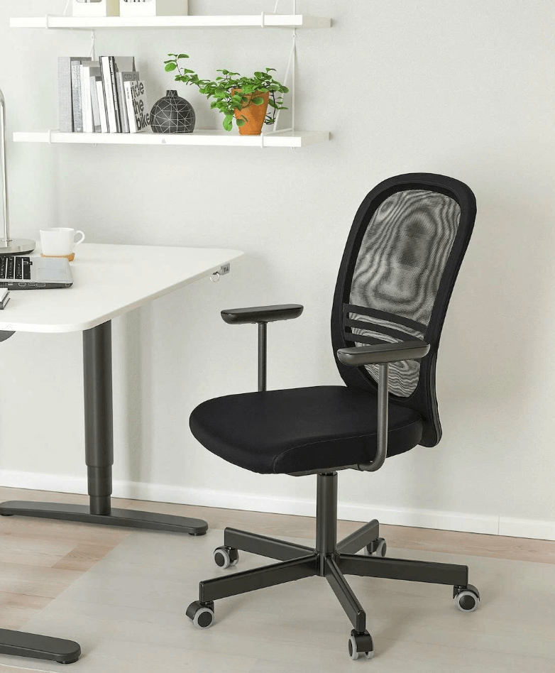 Офисный стул Флинтан черный с подлокотником