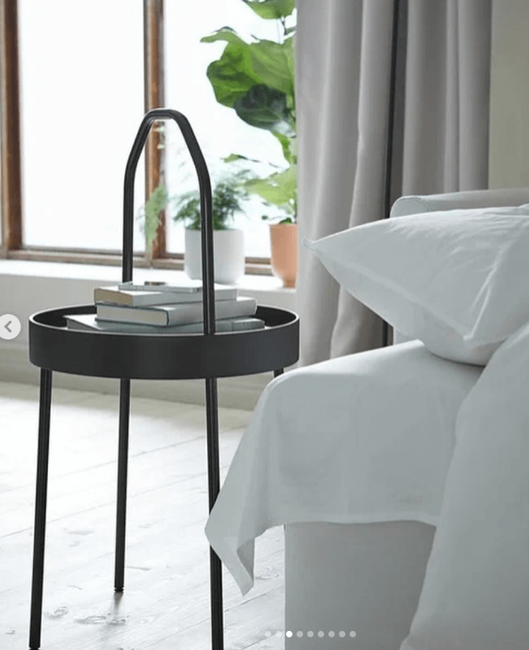 Придиванный столик Бурвик цвет черный