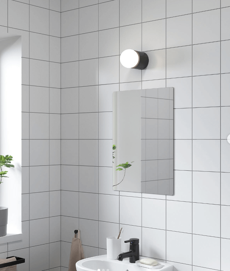 Зеркало Лилжетрад без рамы