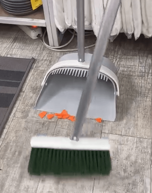 Набор совок и щетка Пепприг