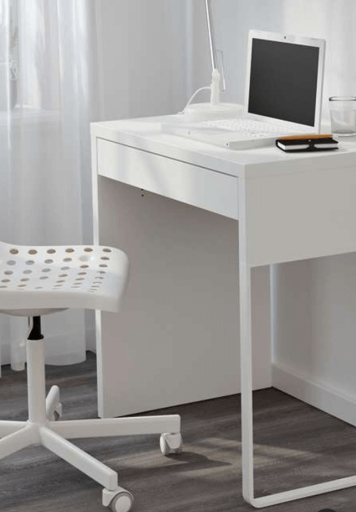Письменный стол Микке цвет белый