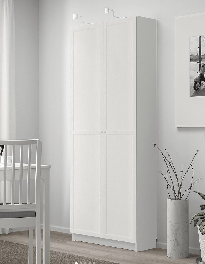 Стеллаж Биллиоксберг с панельными дверьми 80*202см цвет белый