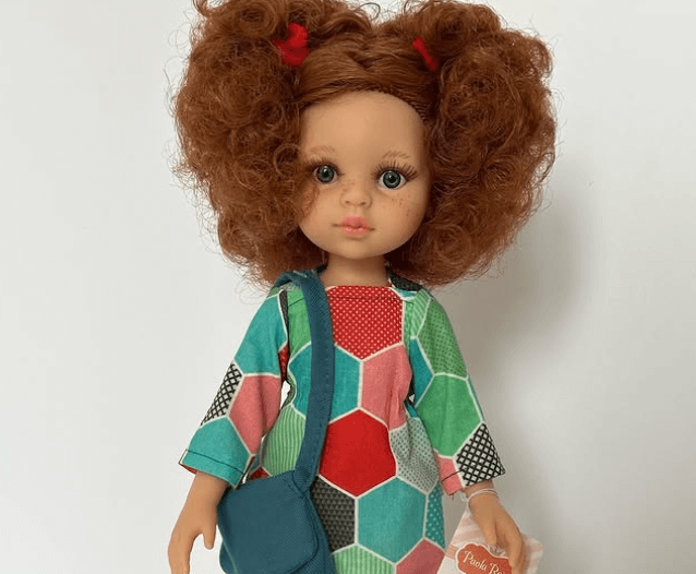 Яркая, стильная куколка в наличии.🍭Вкусно пахнет ванилькой. 🍭Размер: 34 см.