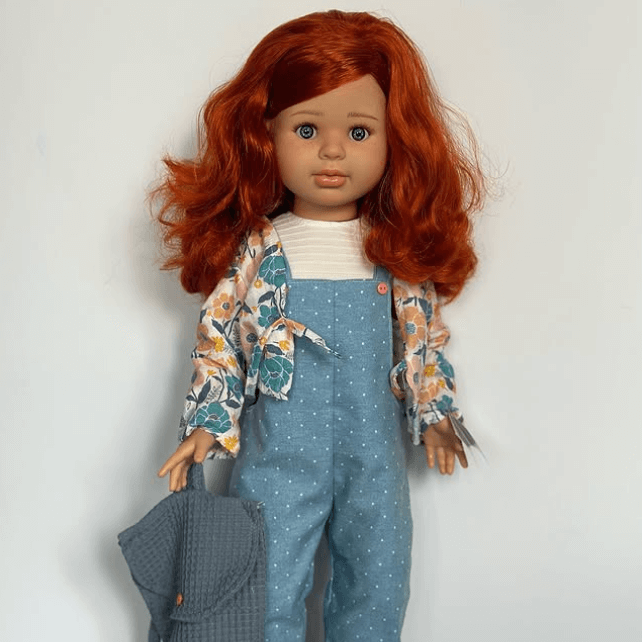 Роскошная куколка 60 см.Выполнена из винила высокого качества, который имеет легкий и приятный аромат ванили.