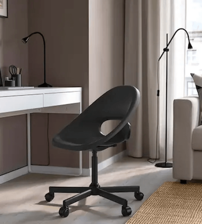 Офисный стул Лобергетмальскэр цвет черный