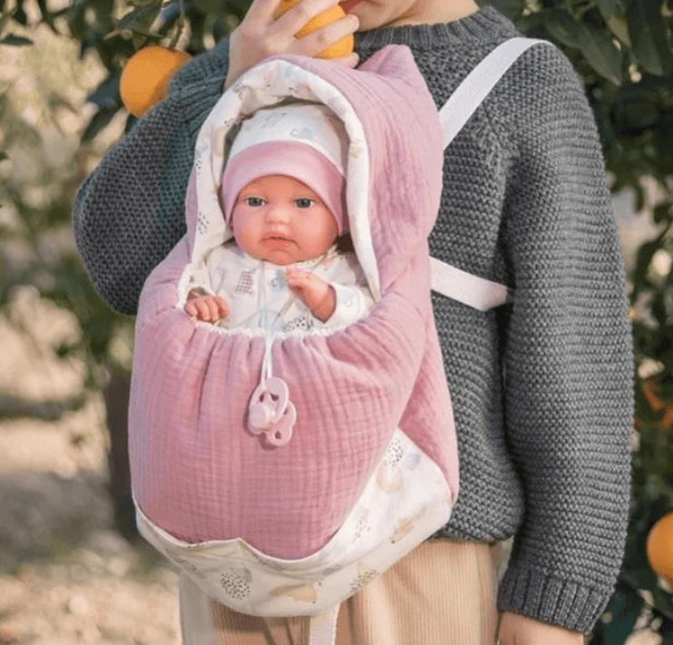 Нежная озвученная малышка😍.Туловище мягконабивное, а голова, ручки и ножки выполнены из высококачественного и безопасного винила.