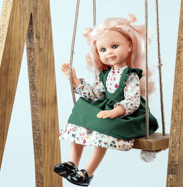 Шарнирная красавица🥰Размер: 32 см 🍭Имеет легкий аромат ванили 🍭Испания